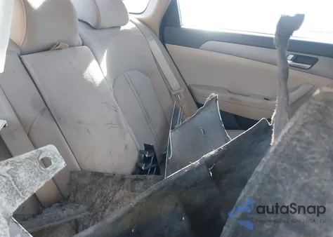 2017 Hyundai Sonata Se z USA, uszkodzony, nr VIN 5NPE24AF1HH505263